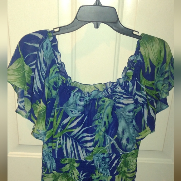 Rabbit Rabbit Rabbit Design Short Sleeve-Size L - Picture 2 of 3